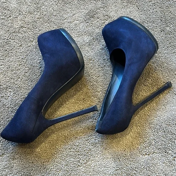Yves Saint Laurent Blue Stiletto Heels - Authentic - Picture 8 of 8